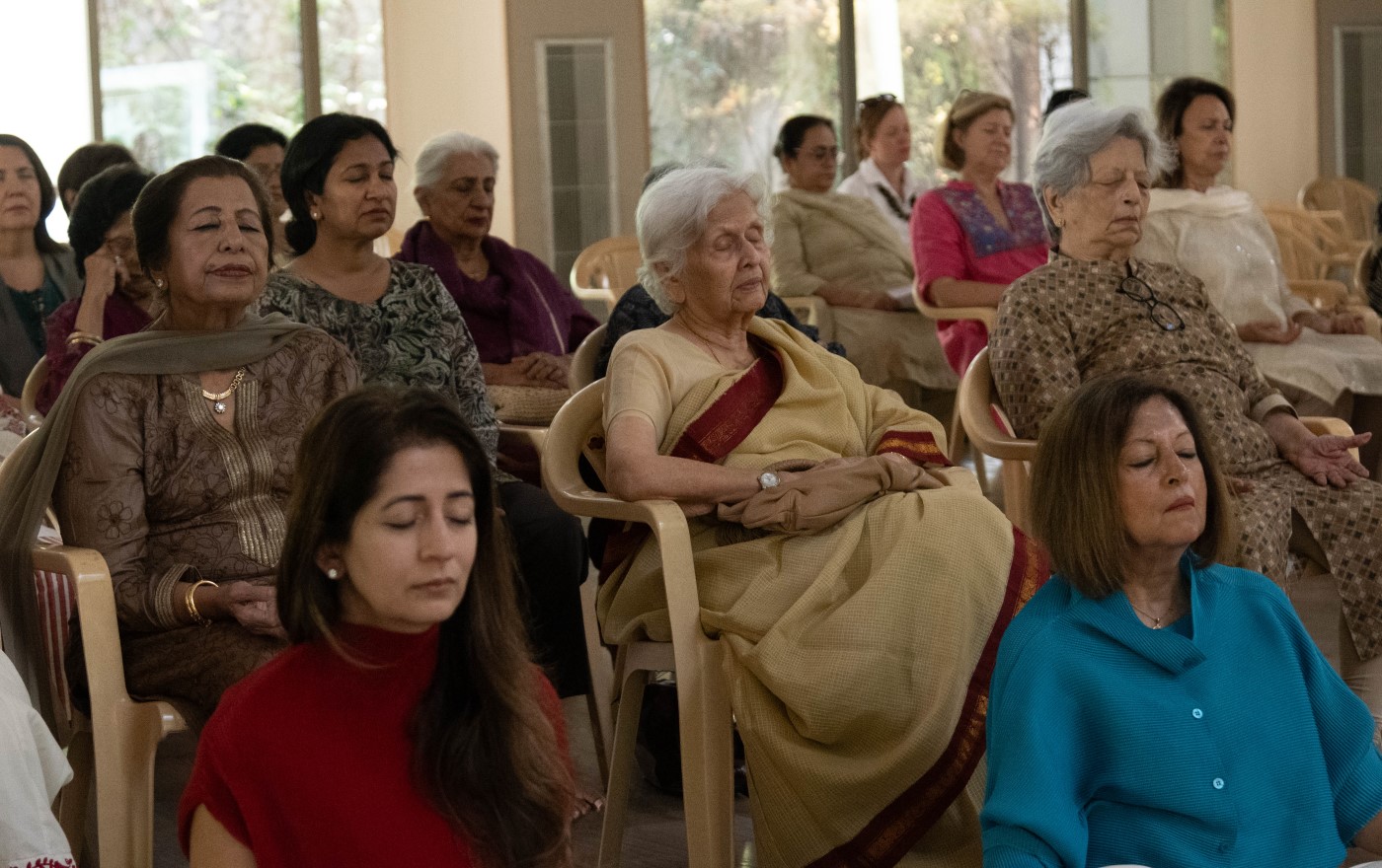 Visit by Int'l Women's group